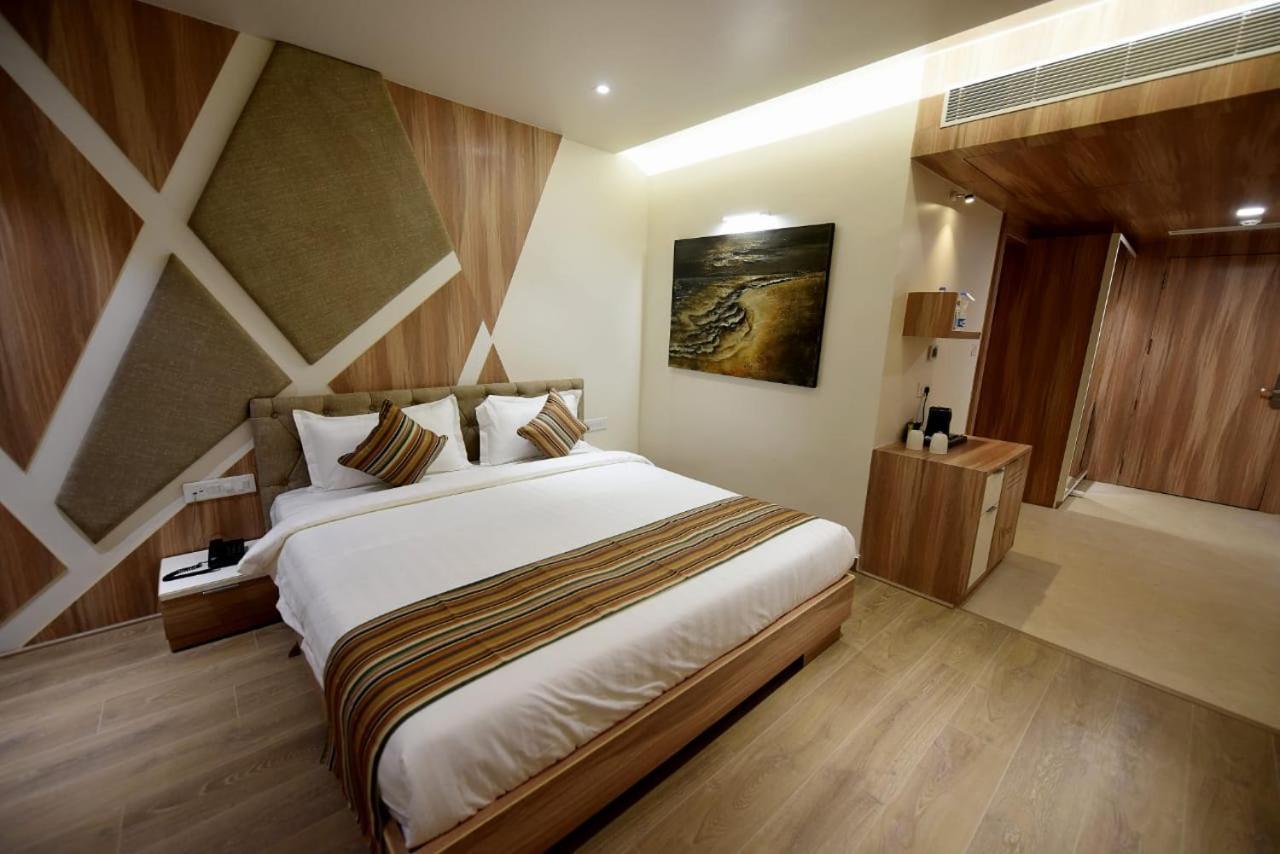 Hotel Jw Cruise Adźmer Zewnętrze zdjęcie